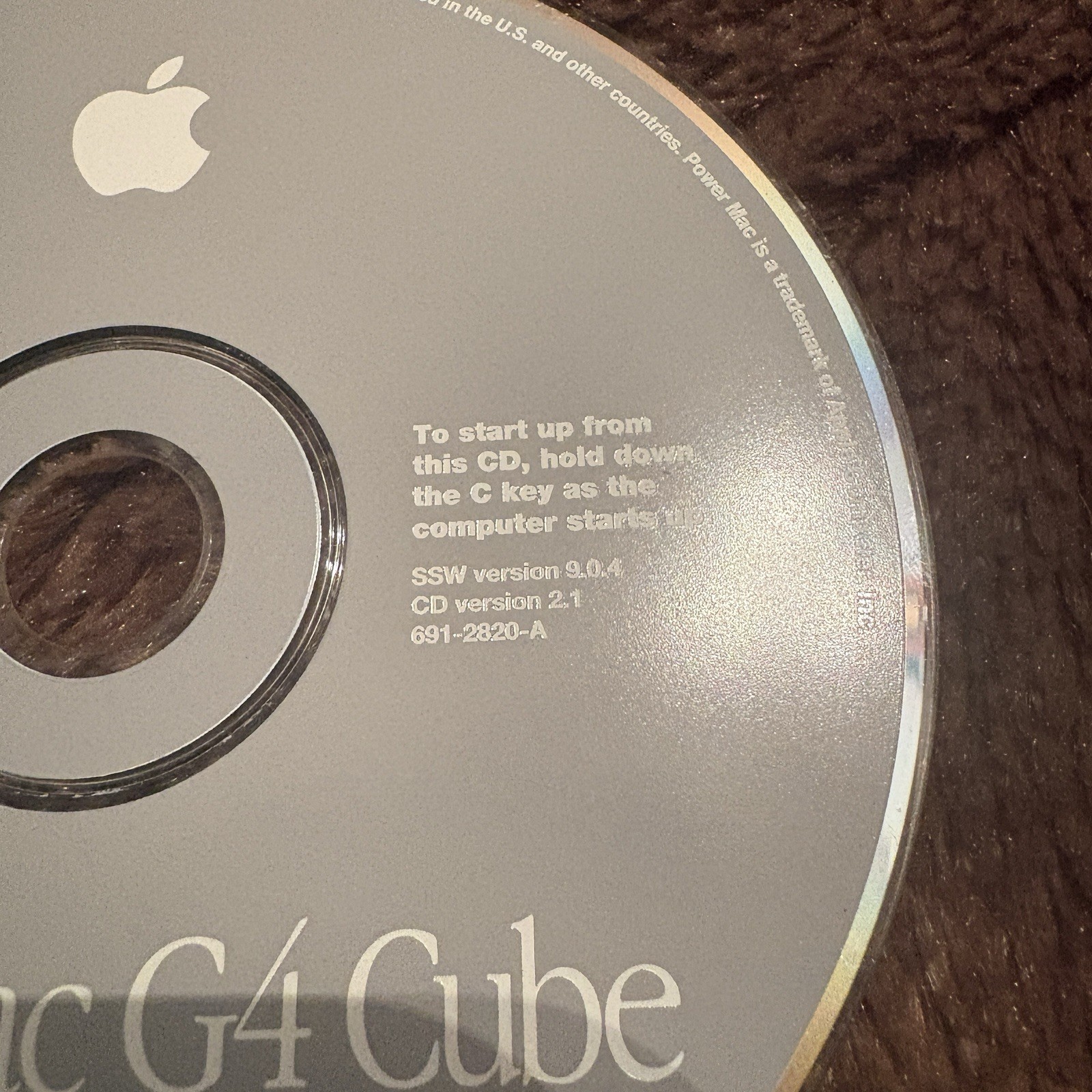 Apple Power Mac G4 Cube Software Restore CD Version 2.1 SSW Version 9.0.4