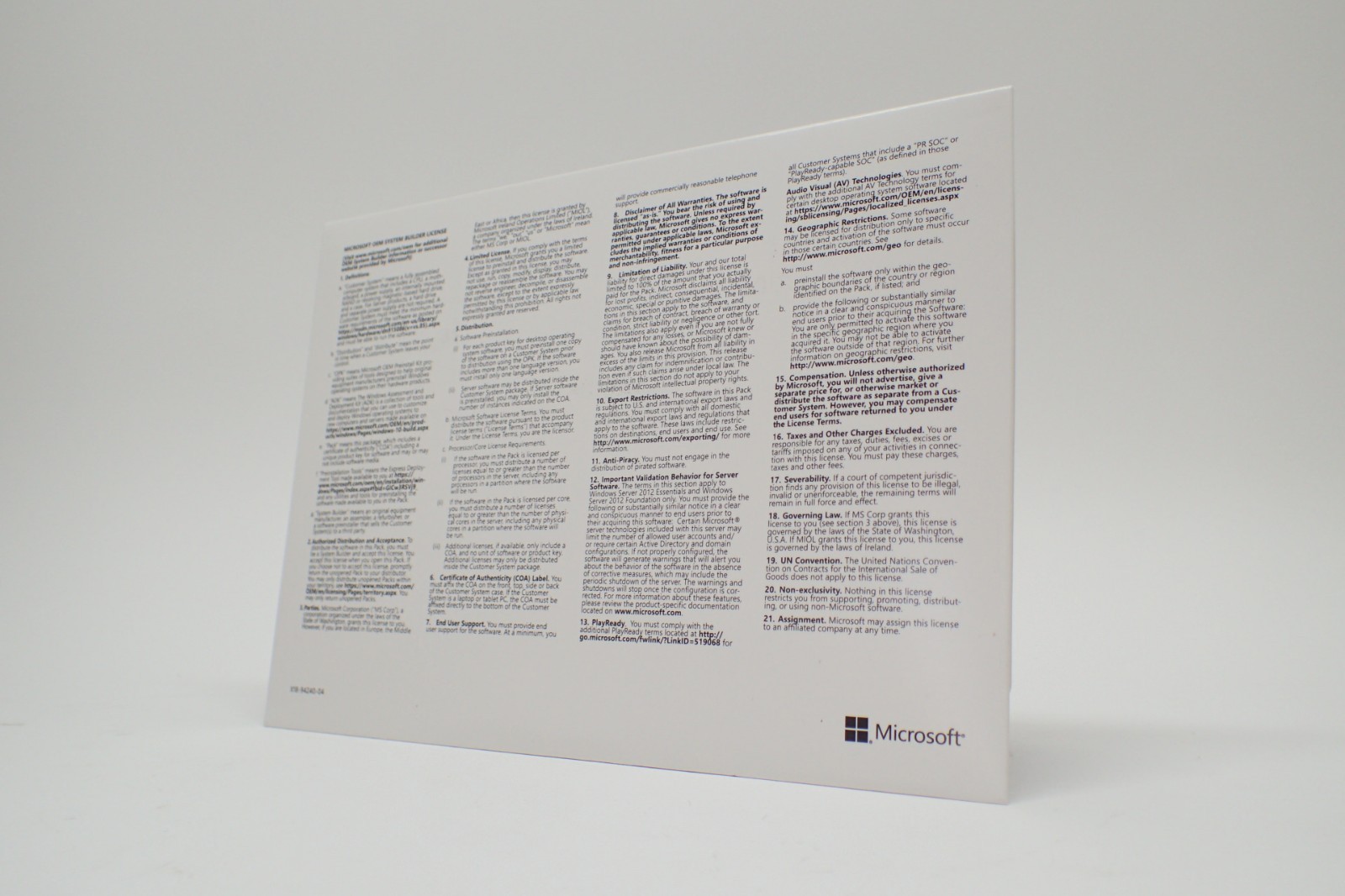 Microsoft Windows Server 2022 Datacenter DVD Kit 24-Core LICENSE KEY 1PK