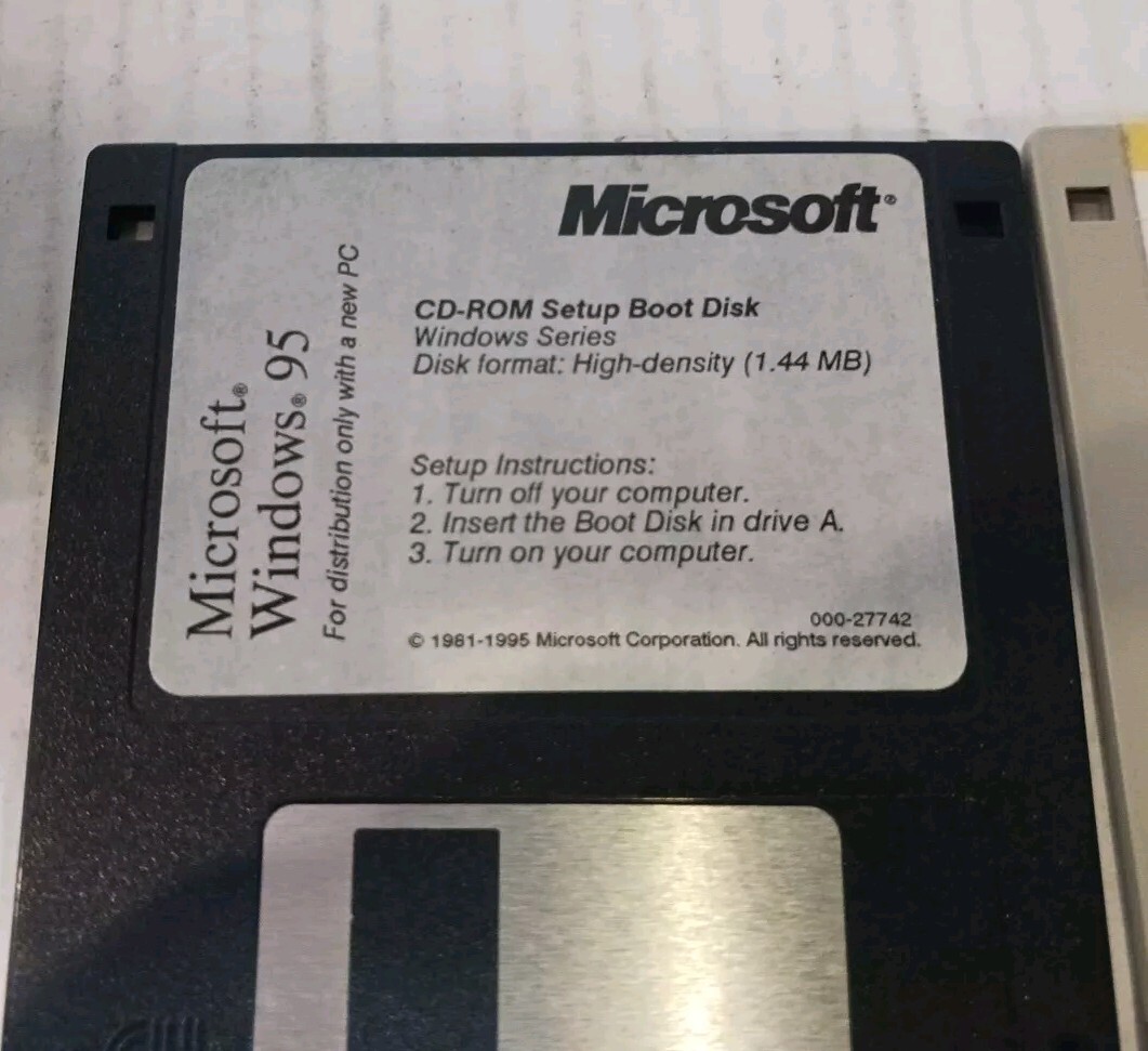 MICROSOFT WINDOWS 95 – Upgrade 3.5 Inch Floppy Disk Software 1 to 13 +