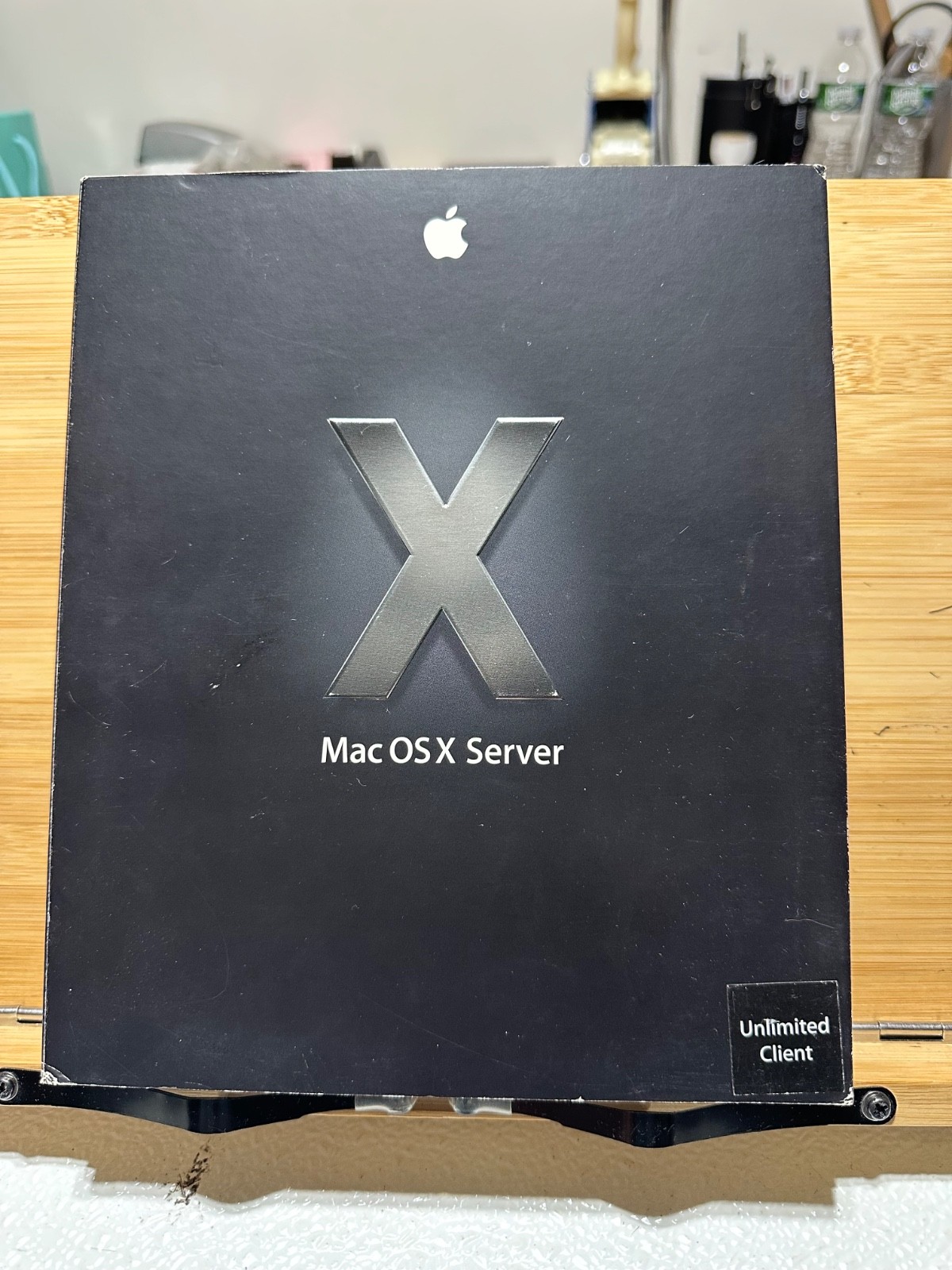 Apple Mac OS X Server 10.4 Tiger Unlimited Clients M9768Z/A