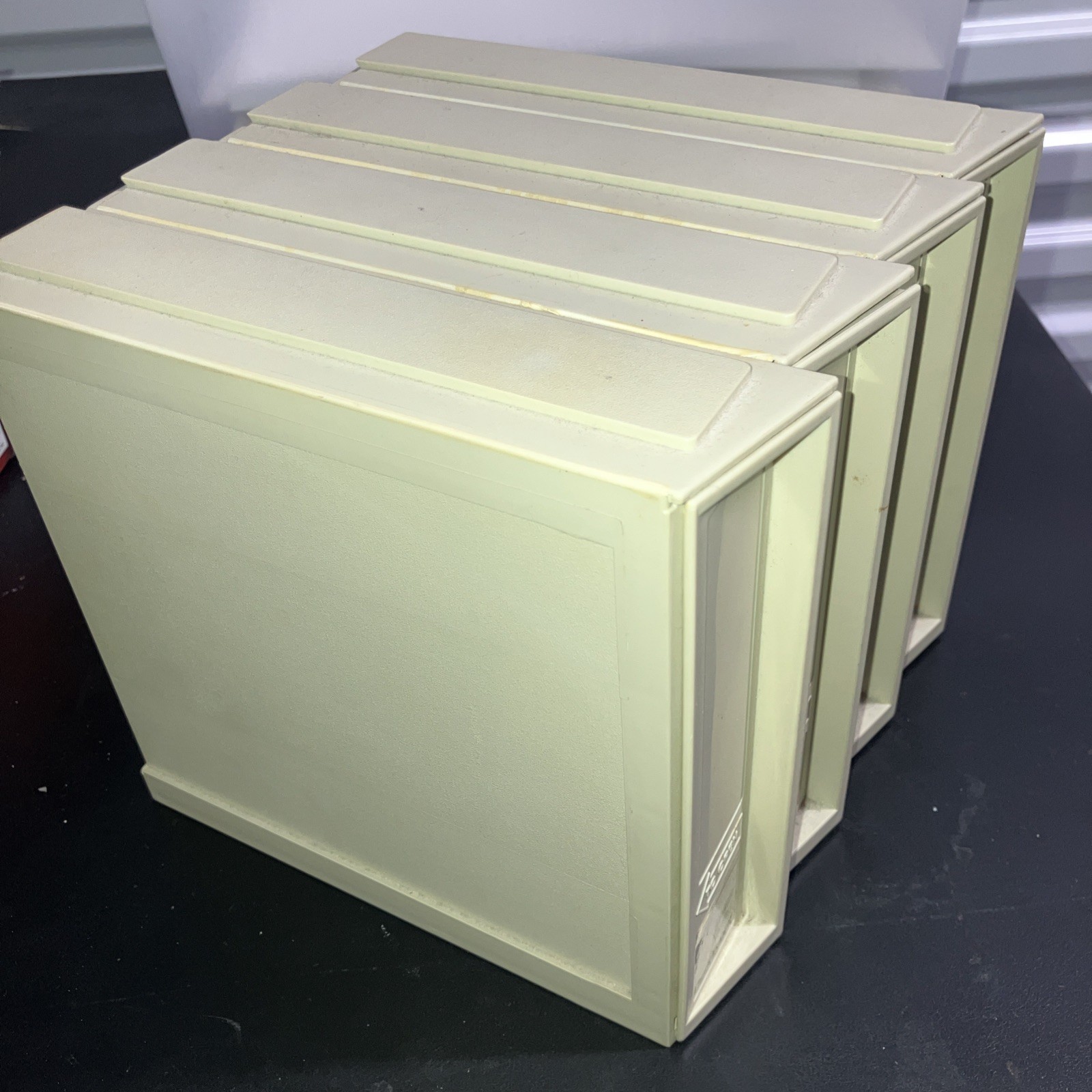 CLASSIC VINTAGE „DISK BANK” C64 SOFTWARE TITLES for 5.25″ DISKETTES or CDs RARE