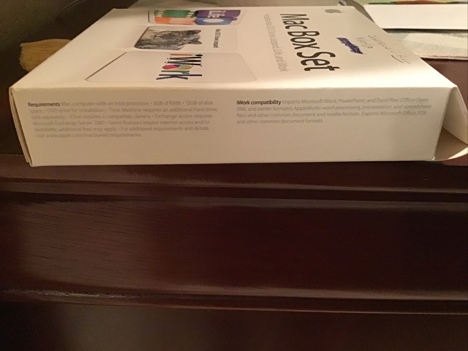 Mac Box Set: OS X Snow Leopard, iLife, and iWork, MC680Z/A