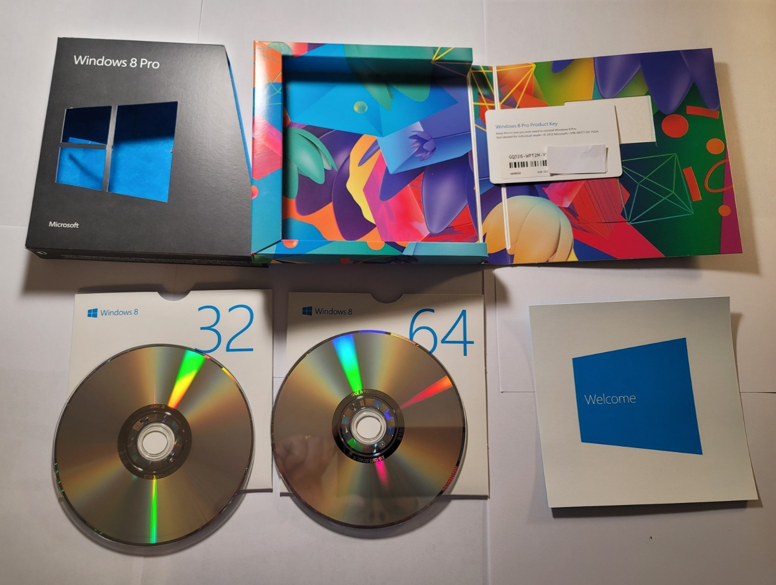 Microsoft Windows 8 Pro Retail Full Version 32/64 Bit DVD Complete Product Key
