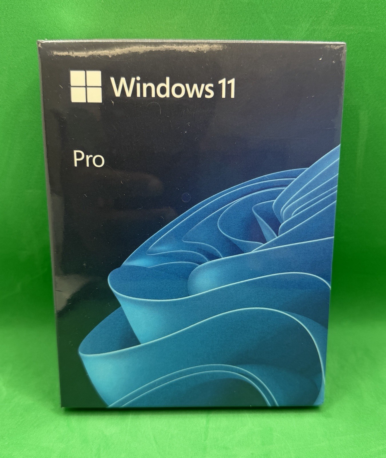 Microsoft Windows 11 Professional 64-Bit – USB Drive – New Sealed Retail Package