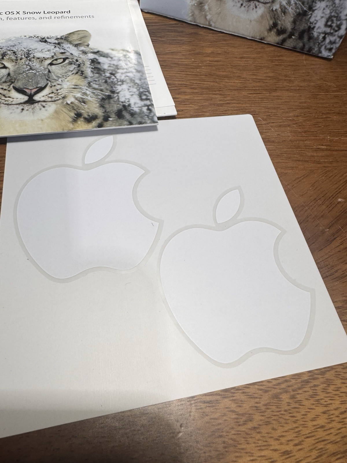 Apple Mac OS X Snow Leopard 10.6.3 Retail Install DVD MC573Z/A With Stickers