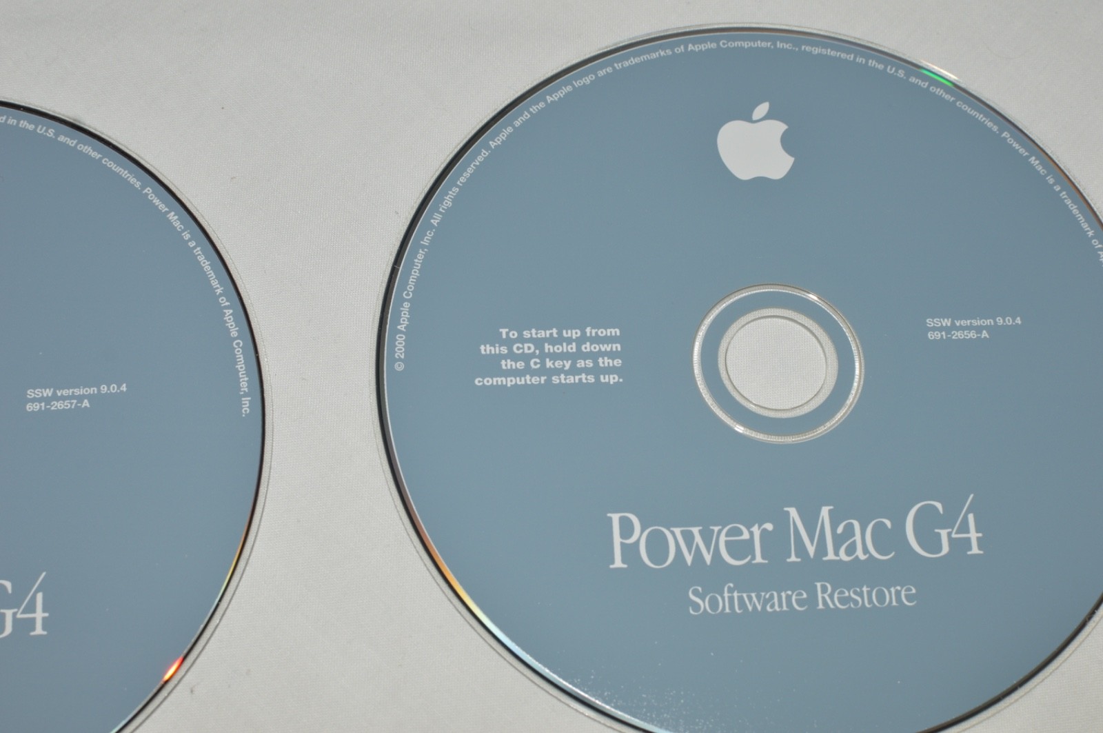 EUC Mac OS 9.0.4 Install Disc Power Mac G4 2 Discs Complete Set