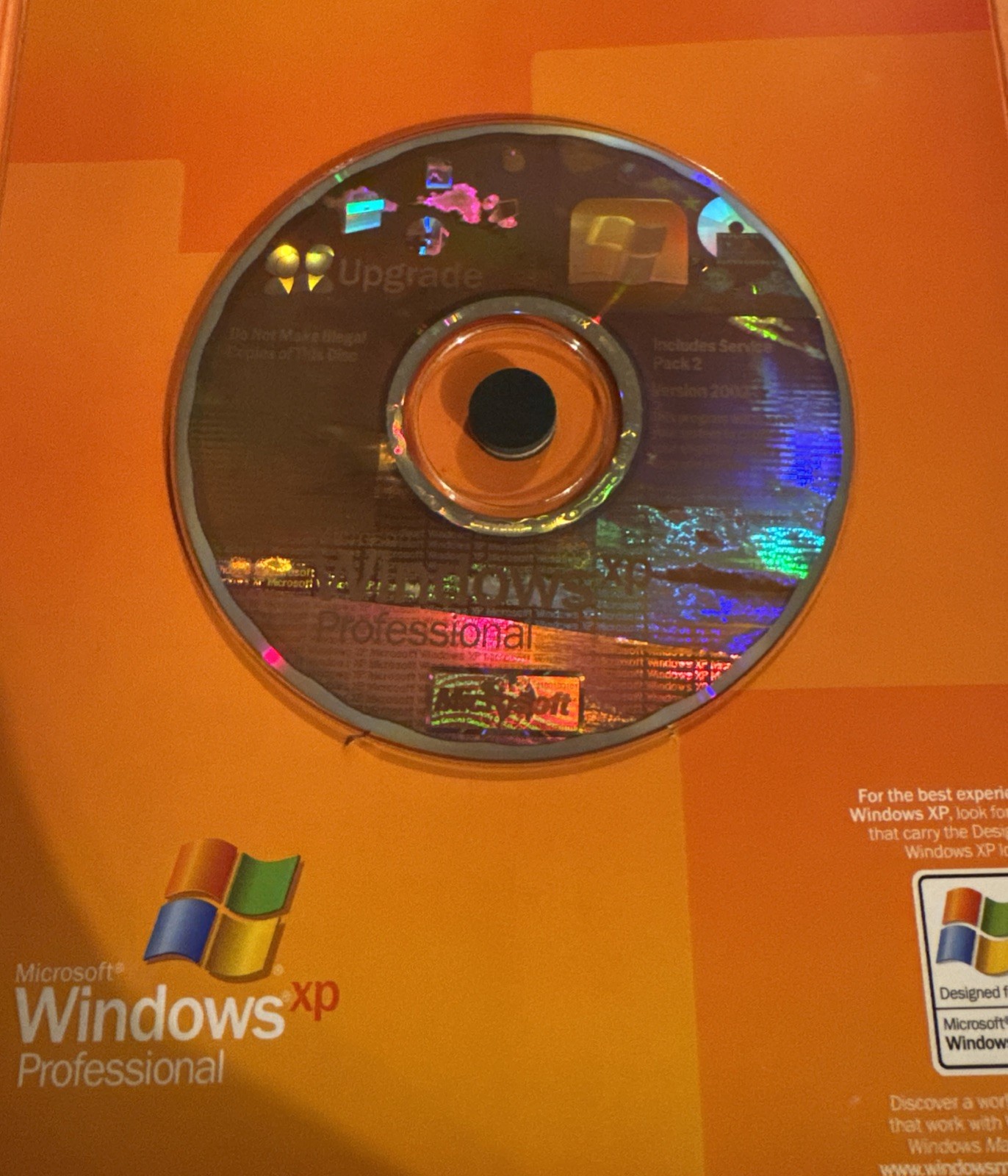 Microsoft Windows XP Professional Update CD (2002) with License Key