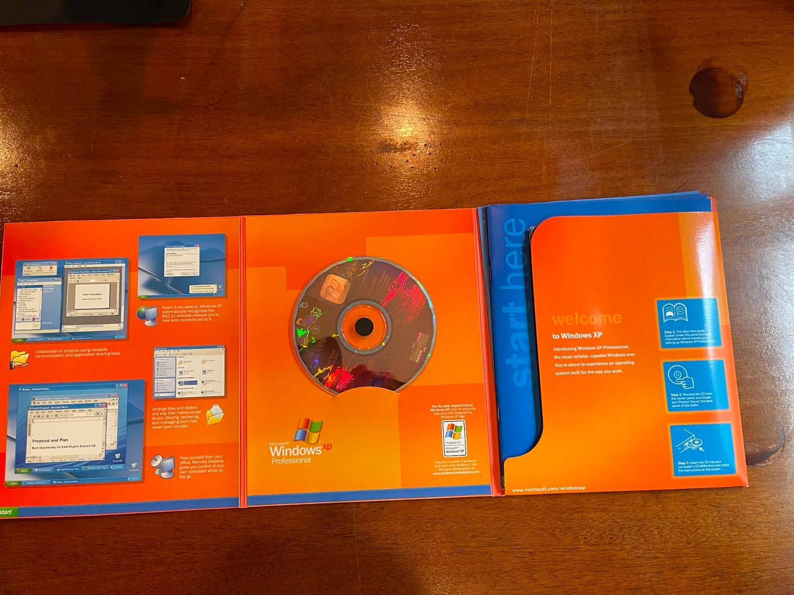 Microsoft Windows XP Professional Upgrade Version 2002 SP2 CIB w/ Product Keys
