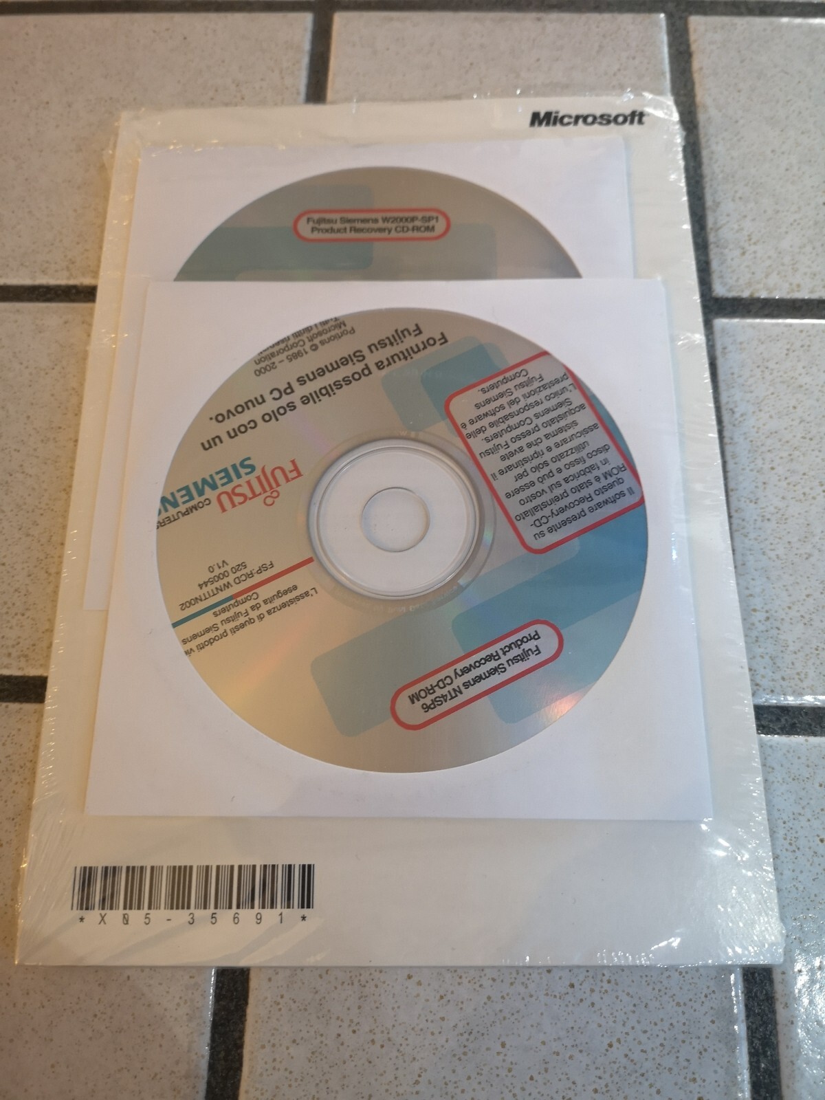 Microsoft Windows 2000 PROFESSIONAL 2 CD + BOOK NO PRODUCT KEY