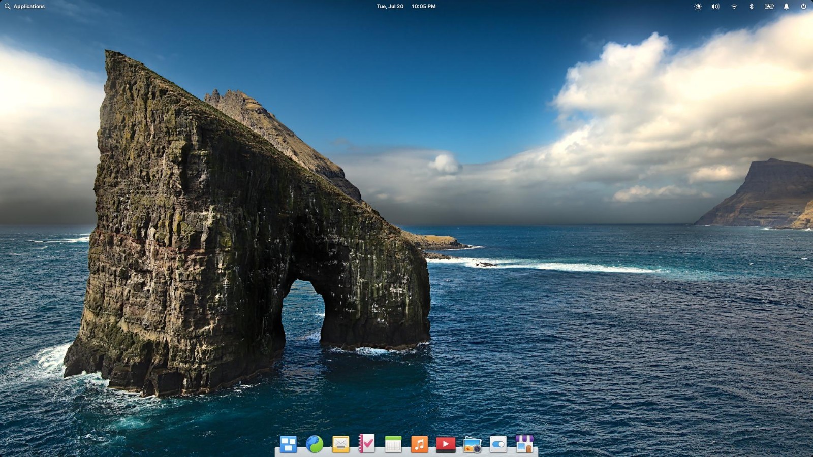 🔥 18 Linux Distros Bootable USB | Fedora Debian Mint Tails MX Puppy & Many More
