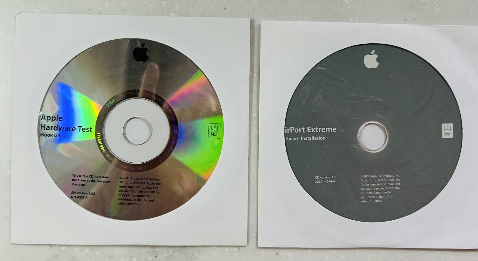 Apple 2003 iBook G4 Software Bundle: 10 Install & Restore CDs (603-3513-A)