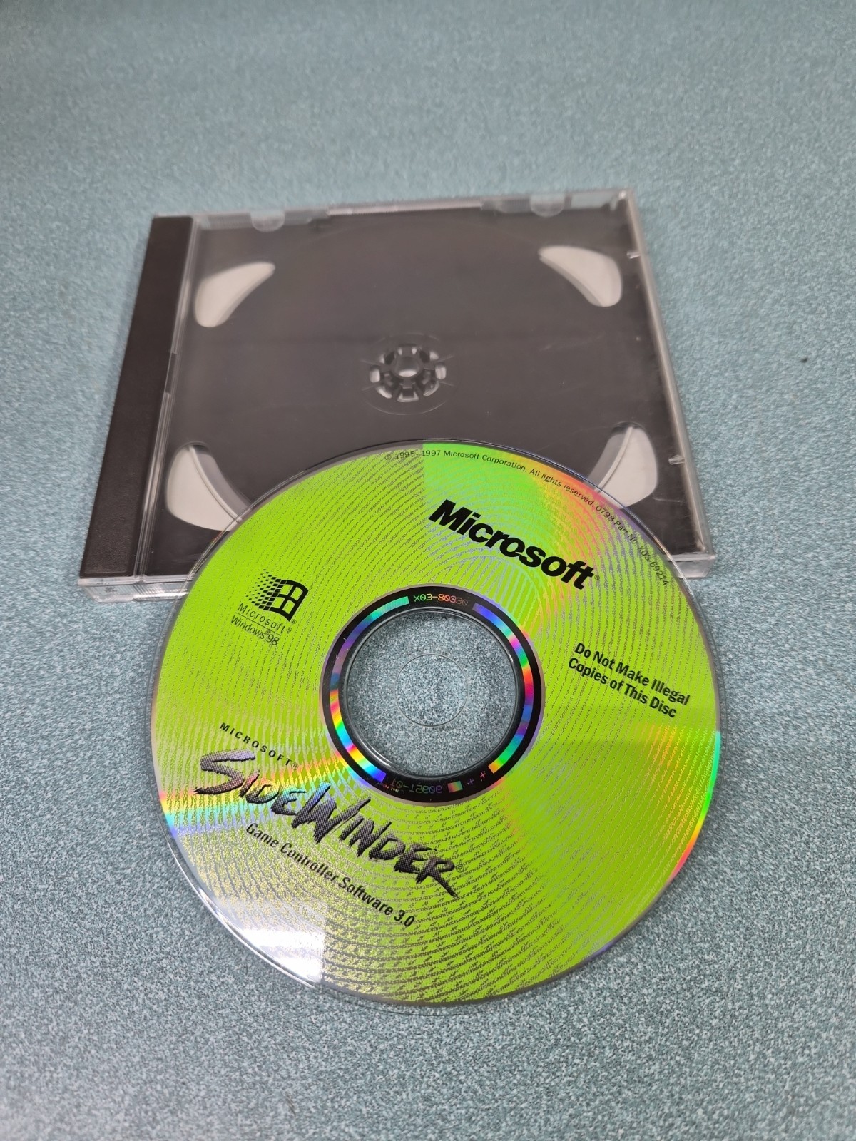 Sealed Windows 95 OEM CD Office 2000 Works Exploring Windows 95 Money Lot