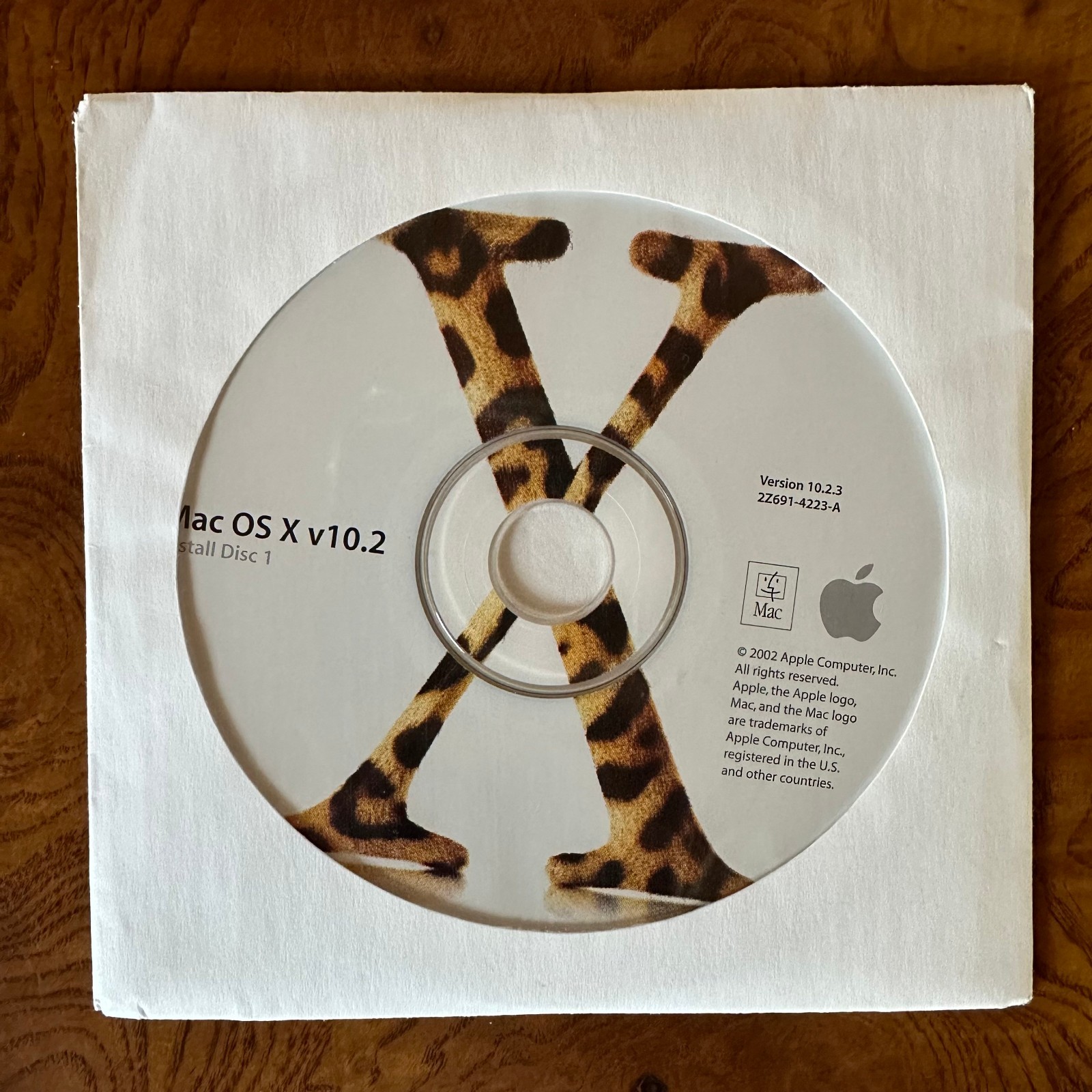 Apple Mac OS X v10.2.3 Jaguar Install Discs 1 & 2 2002