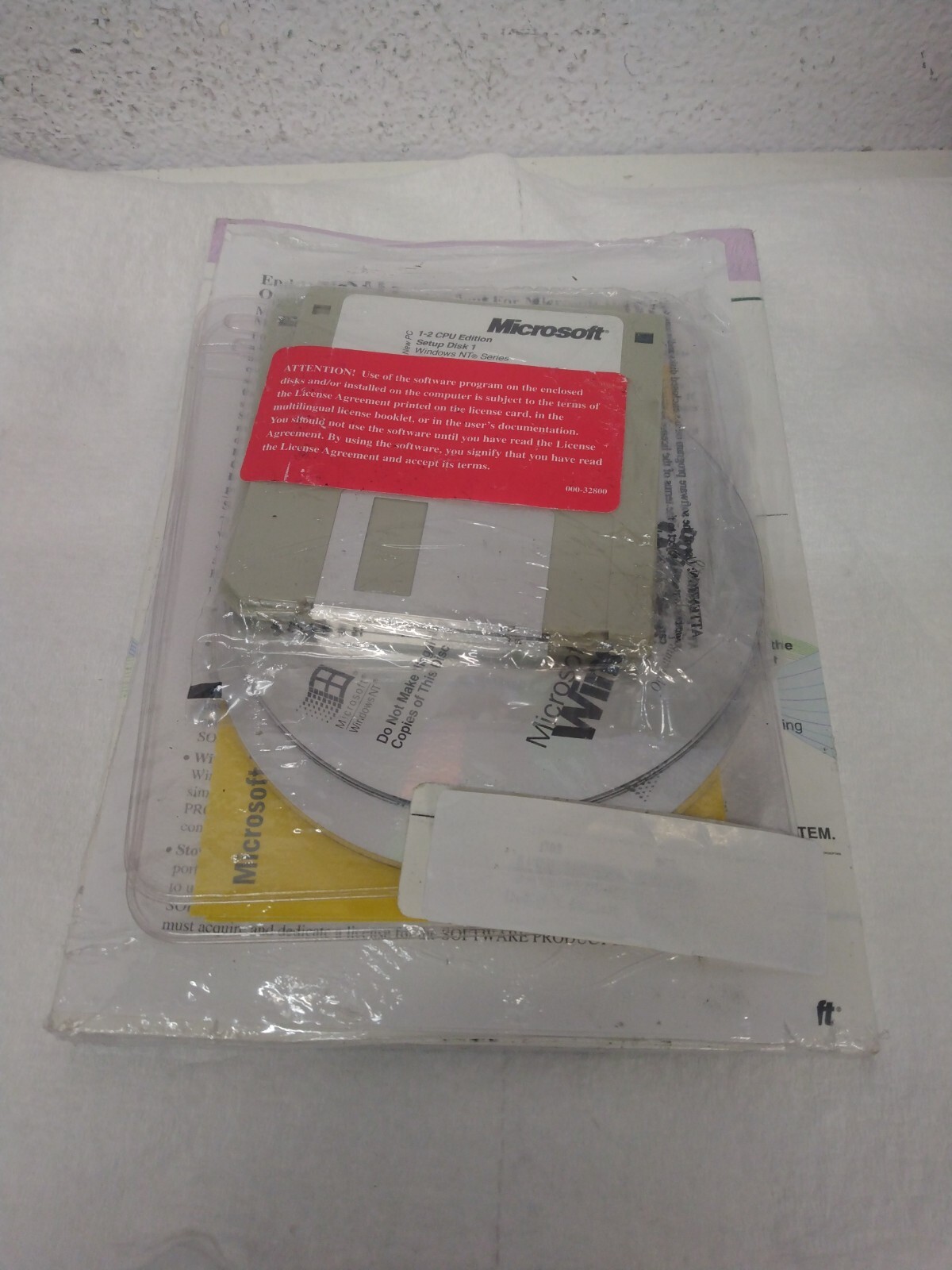 MICROSOFT WINDOWS NT WORKSTATION CD installation book COA X04-15749