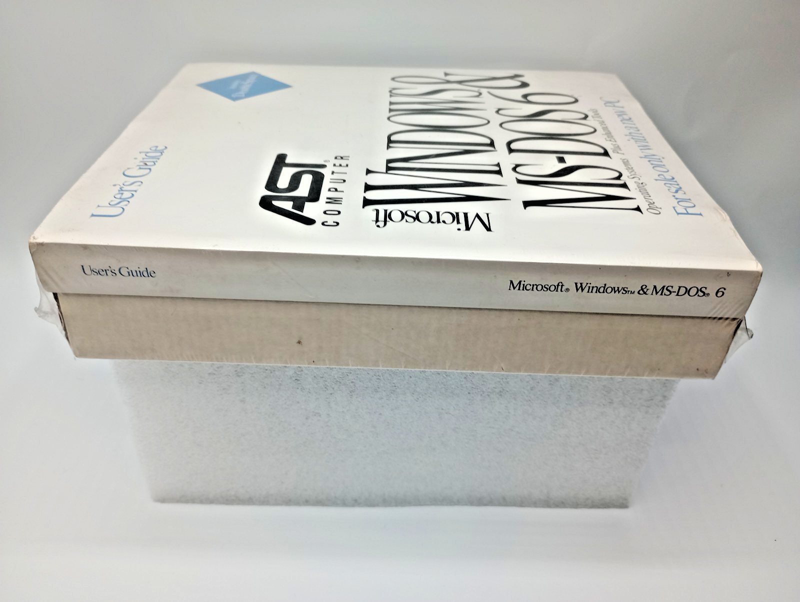 RARE NEW FACTORY SEALED Microsoft Windows & MS-DOS 6 from AST Computer