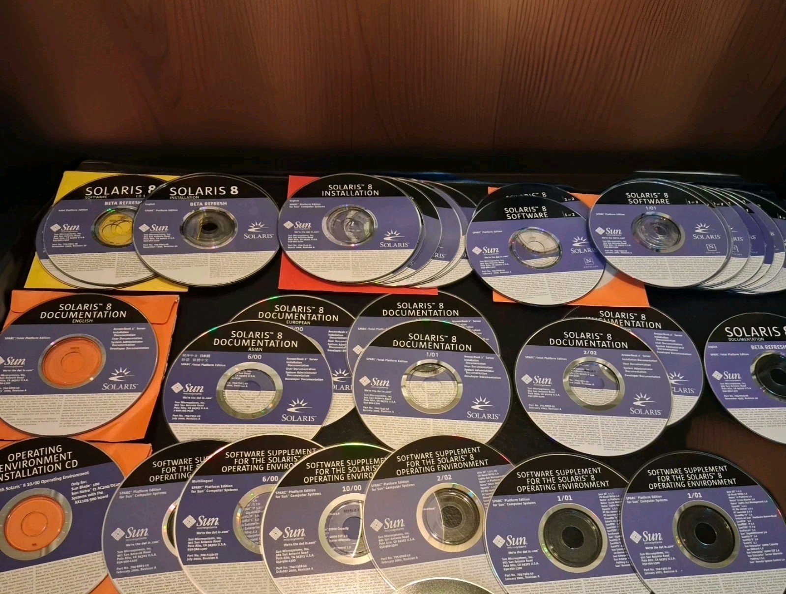 SUN Microsystems SOLARIS 8 -BOTH Intel & SPARC CDs only 58 DISCS bundle Lot