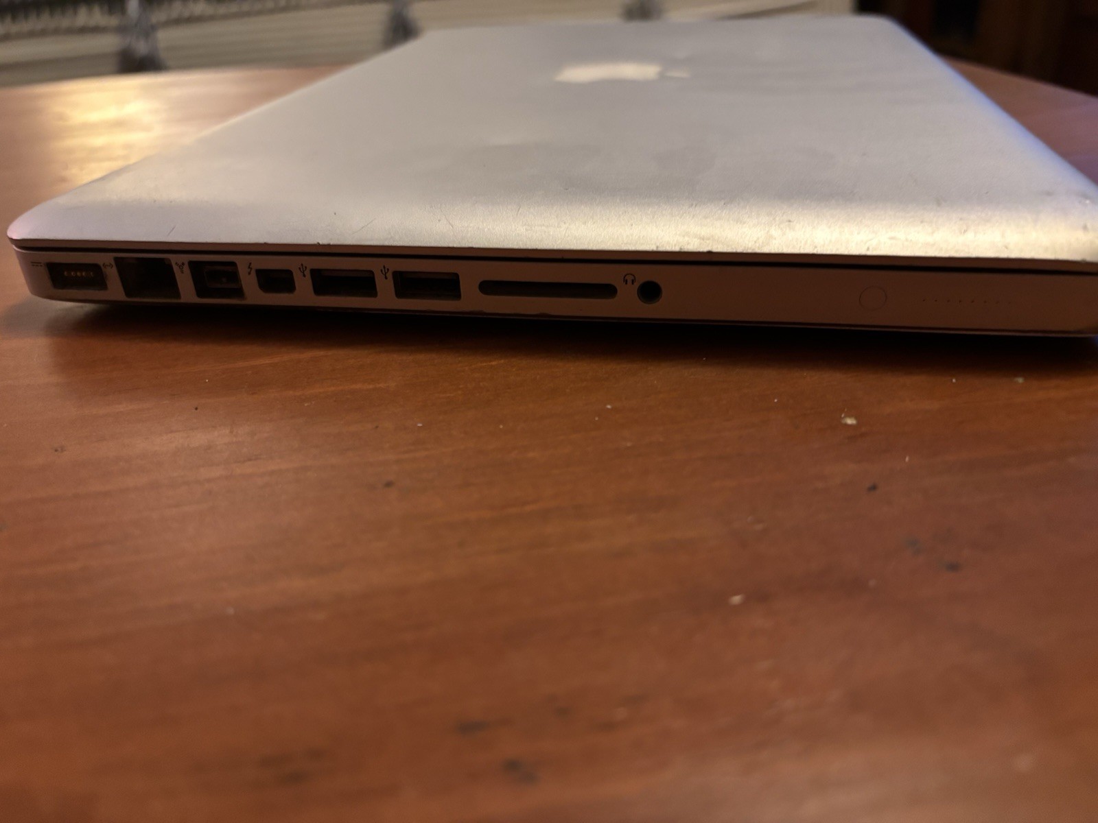 Apple And Windows Lot