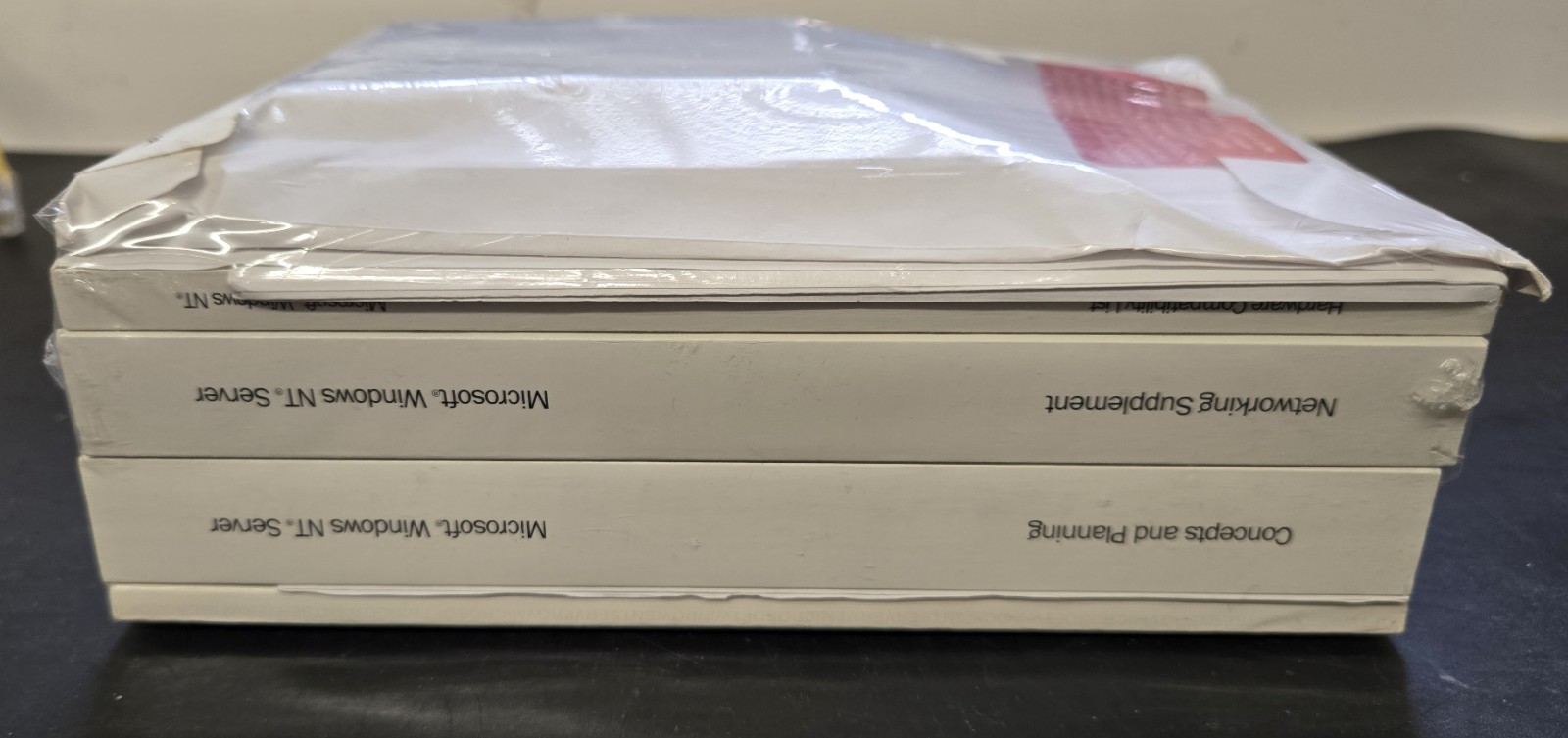 SEALED Microsoft Windows NT Server – Complete installation package CD & disks