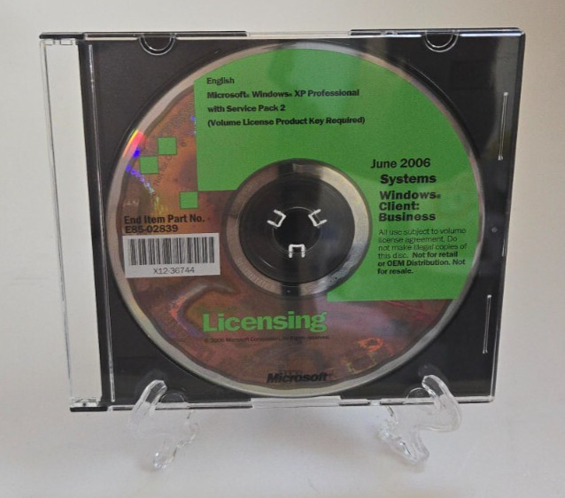 Windows XP Pro SP2 Service Pack 2 Rare Subscription Disc – Beautiful