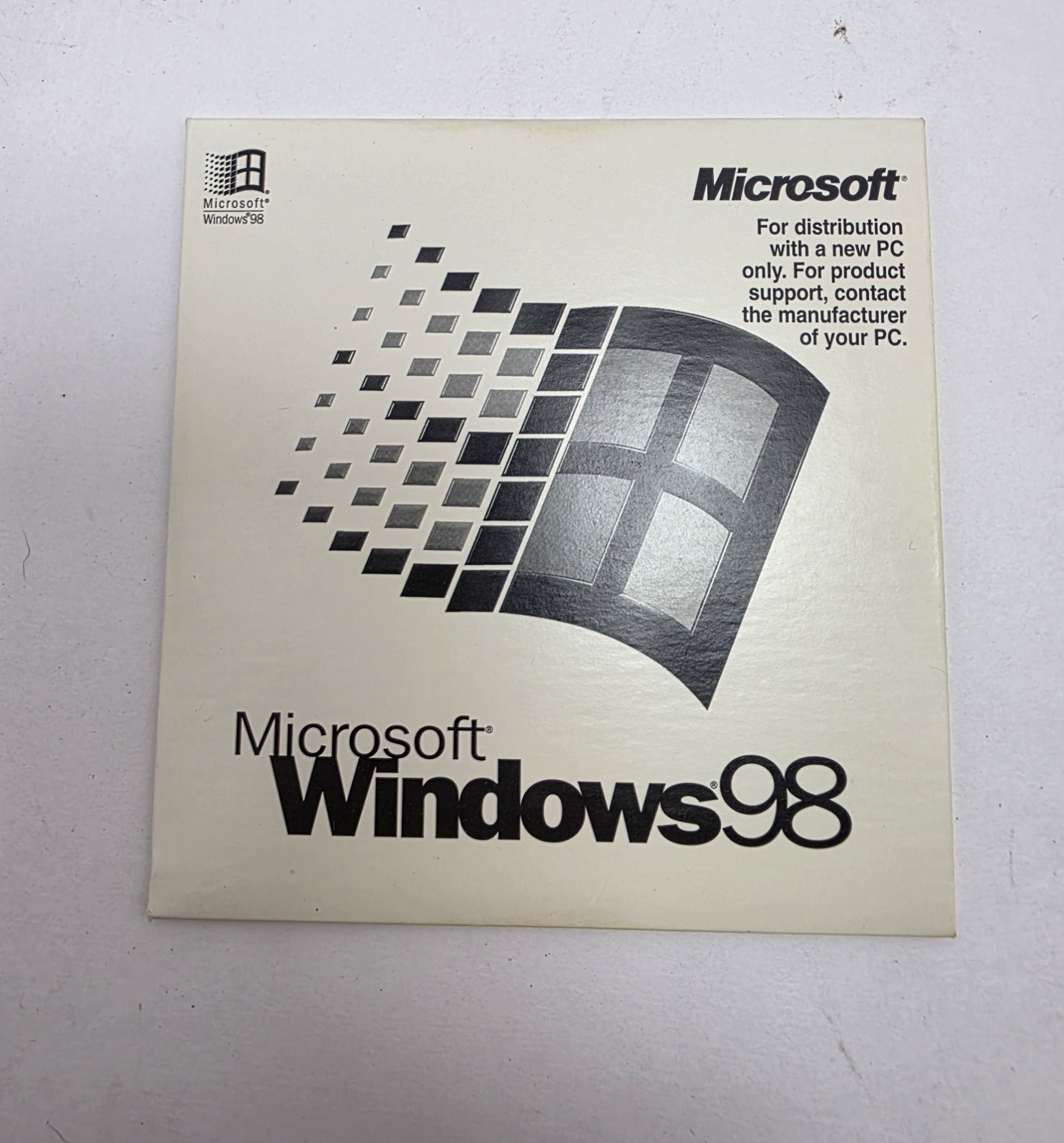 Microsoft Win 98 First Edition Windows 98 Full Operating System SEALED