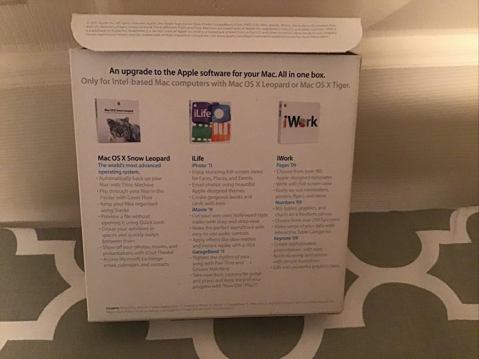 Mac Box Set: OS X Snow Leopard, iLife, and iWork, MC680Z/A