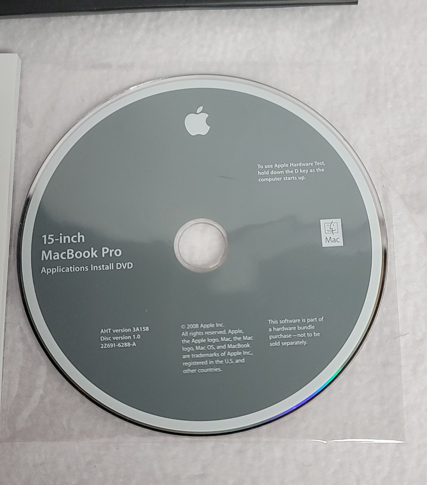 Apple Mac OS X Install Disc 1 & 15″ Macbook pro Apps Version 10.5.5 OEM DVD +++