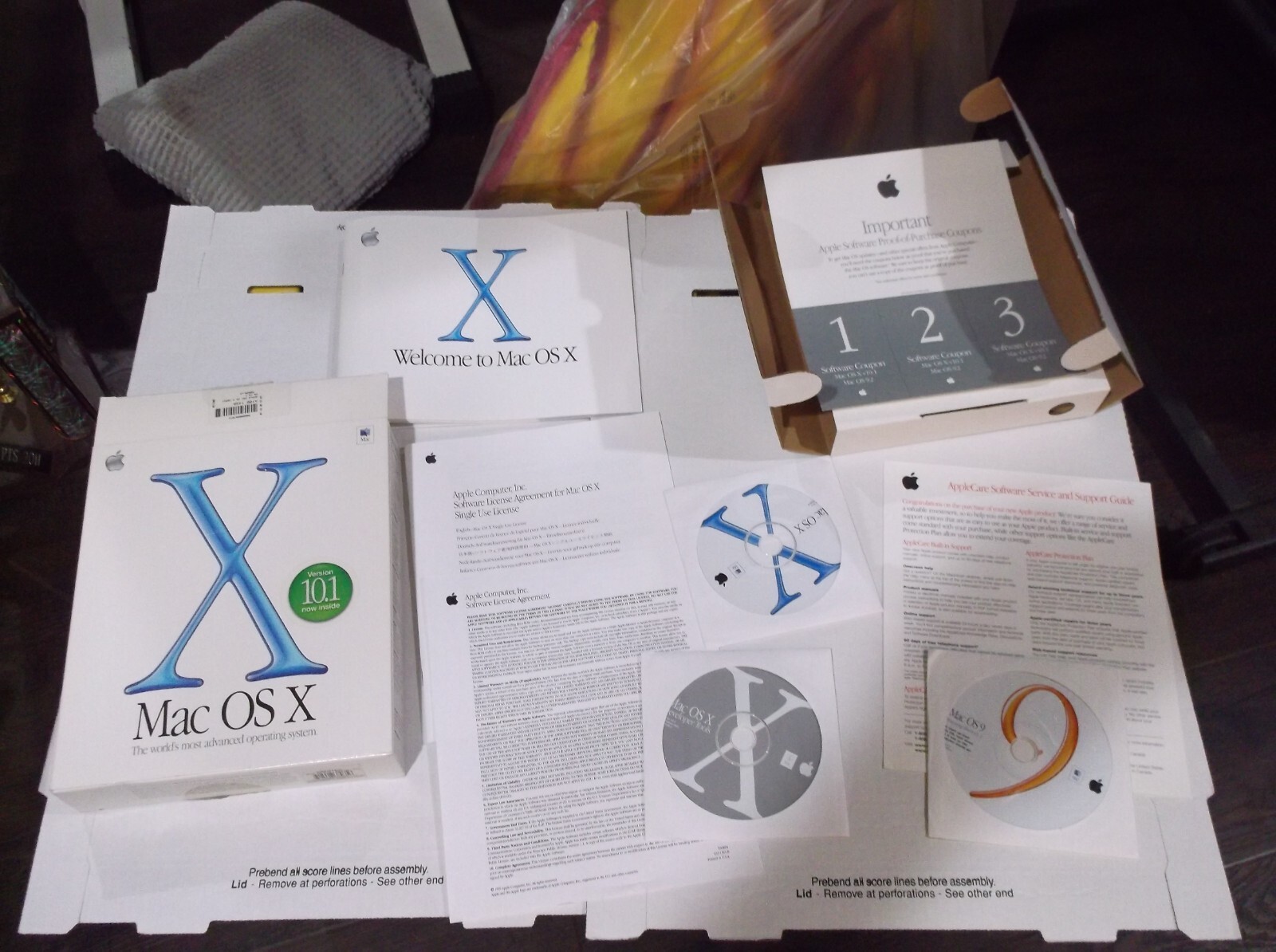 Mac OS X 10.1 retail with OS 9.1 disk in box