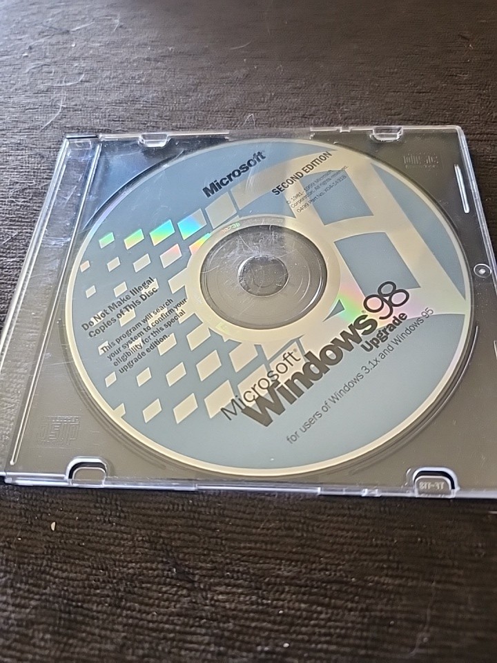 Windows 98 Second Edition Microsoft Operating system Upgrade CD Windows 3.1/95