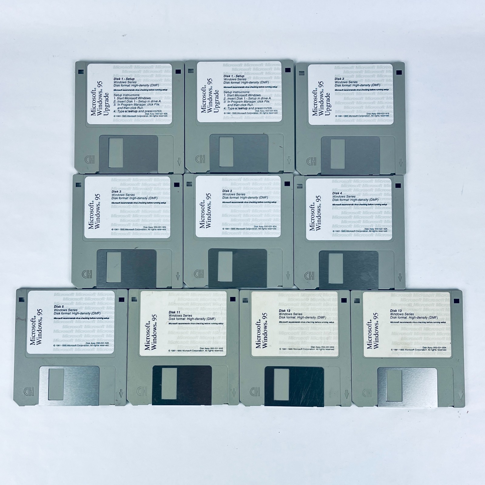 Lot of 77 Microsoft Windows 95, IE & Upgrade 3.5″ Floppy Disks Install Setup NEW