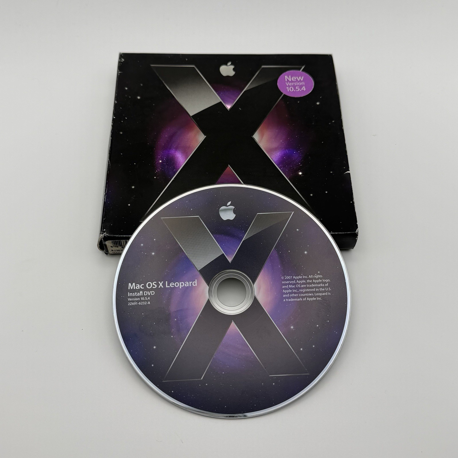 Apple Mac OS X Leopard Version 10.5.4 MB576Z/A Install Software Box Manual