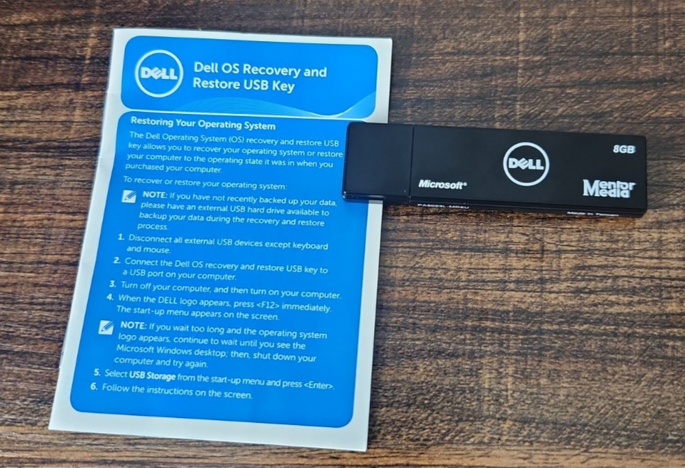 Dell: Microsoft Windows 7 Home – Recovery Restore USB Key – 8GB