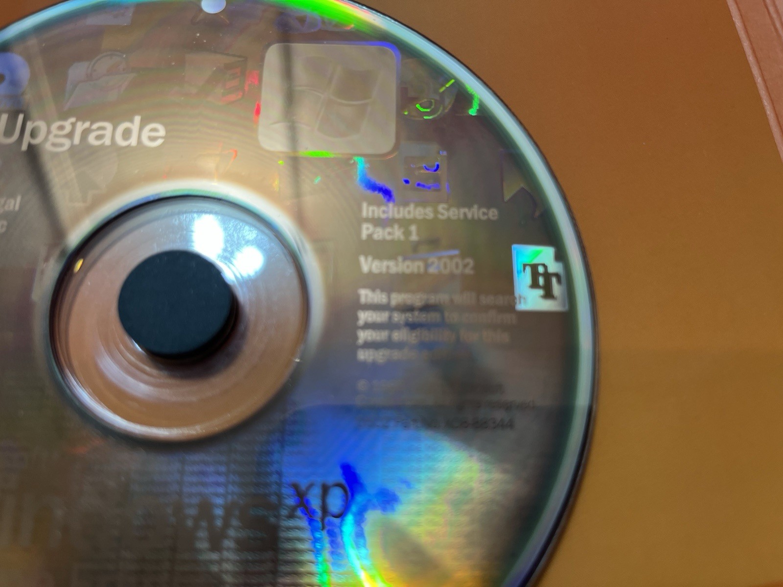 Microsoft Windows XP Home Edition SP1 UPGRADE 2002 with Product Key Code