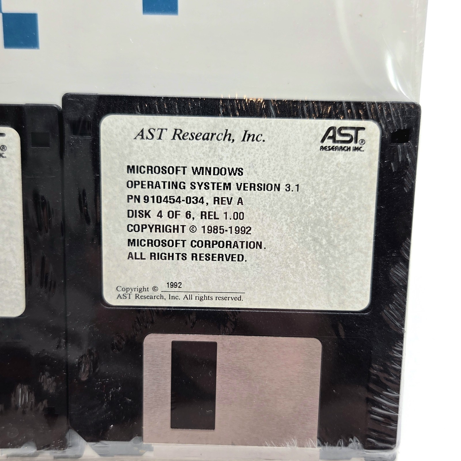 Microsoft Windows 3.1 Operating System AST Research 3.5″ Floppy Disk 1992