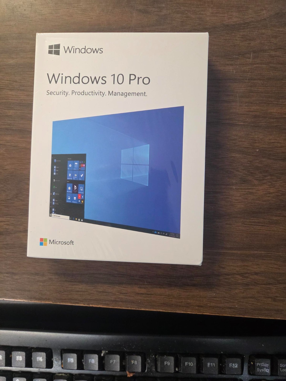Microsoft Windows 10 Pro English USB Flash Drive 32/64 bit