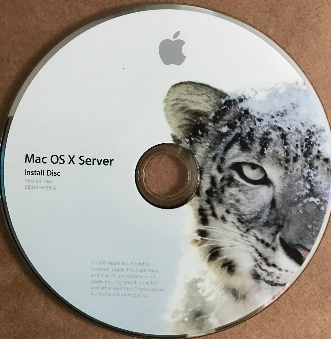 Apple Mac OS X Server 10.6 Snow Leopard Unlimited Clients w/OS 10.6.8 ComboUpd.