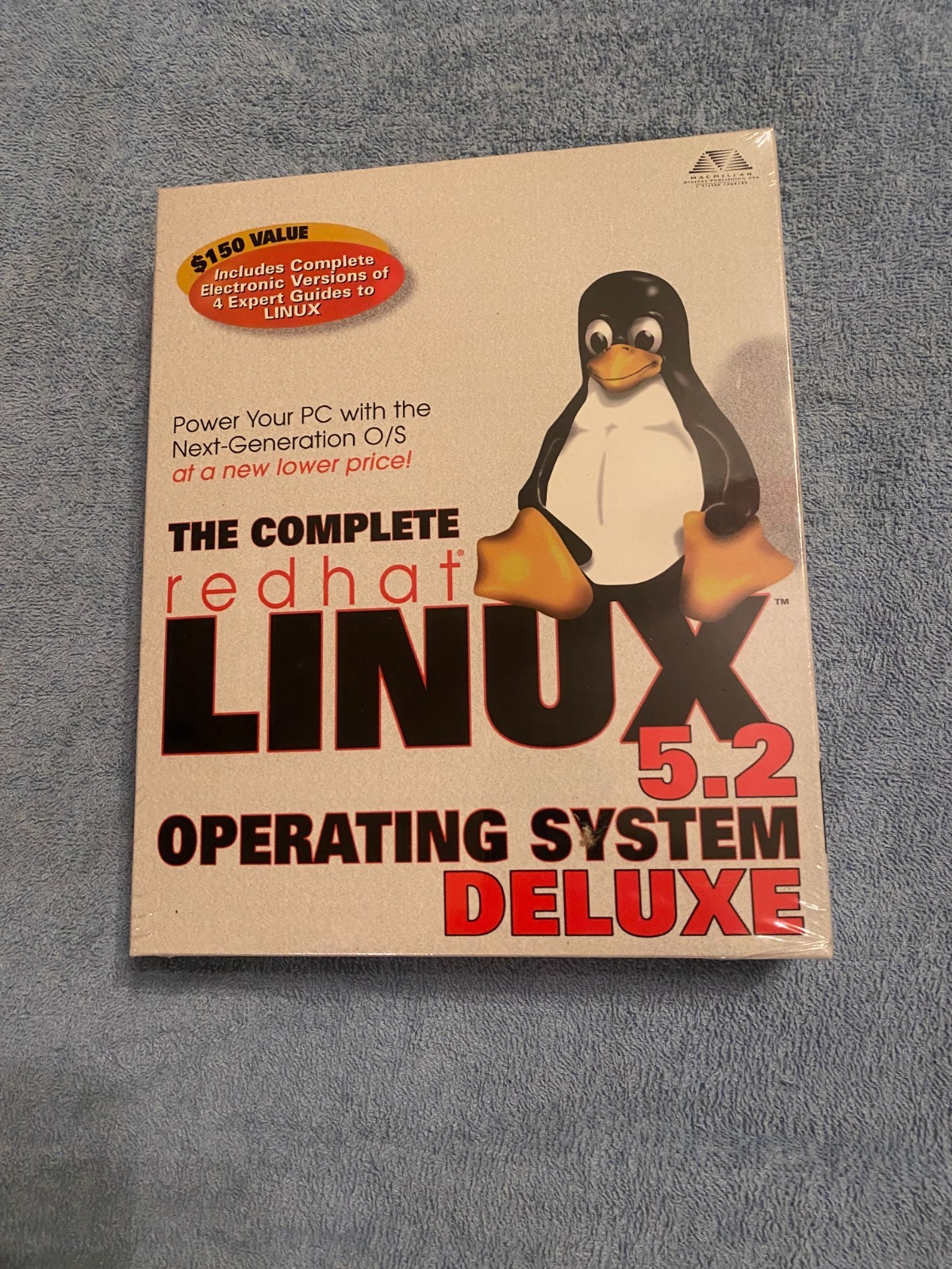 Complete Red Hat Linux 5.2 Operating System Deluxe