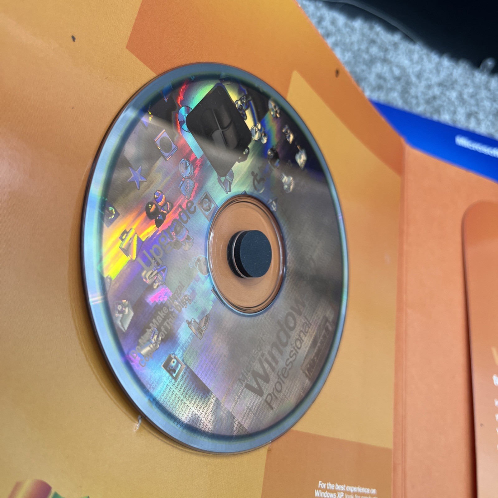 Windows XP Professional 2002 Edition Upgrade W/ Product Key Service Pack 1
