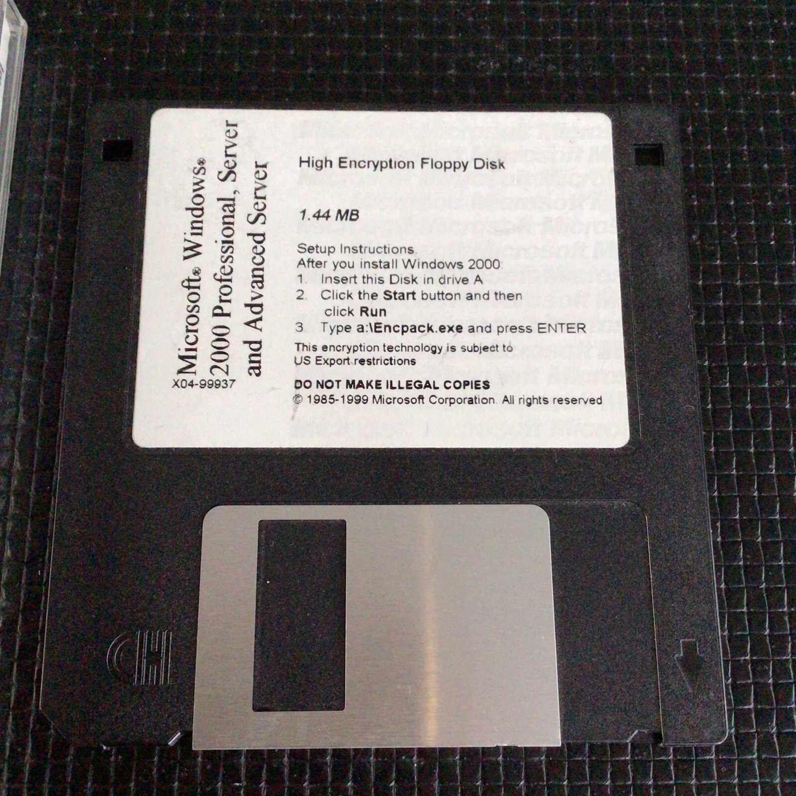 Microsoft Windows 2000 Professional Full Operating System With Floppy Disc