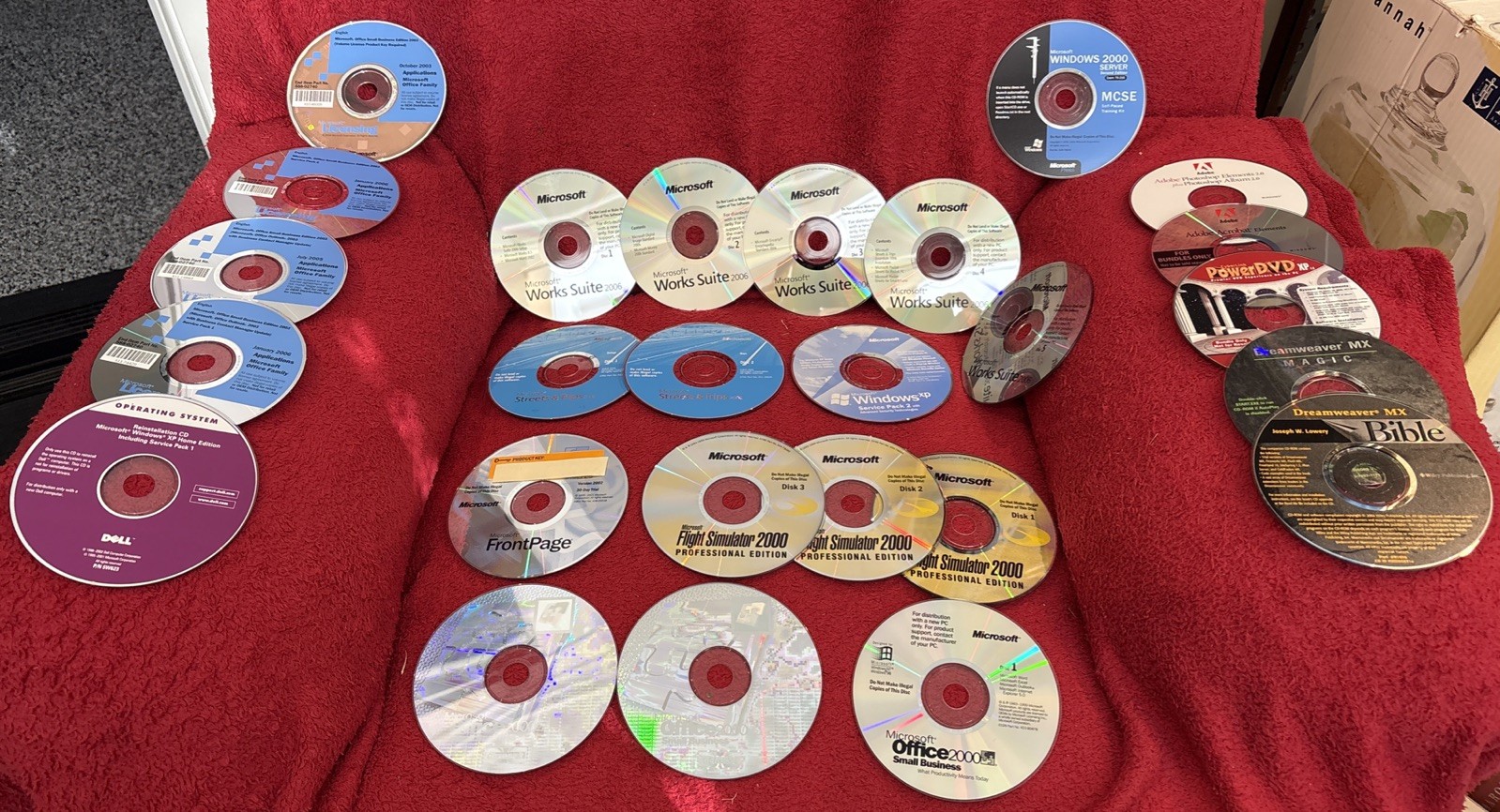 Lot Of 20 Vintage Microsoft Software CDs Office Flight Simulator Works XP Trips