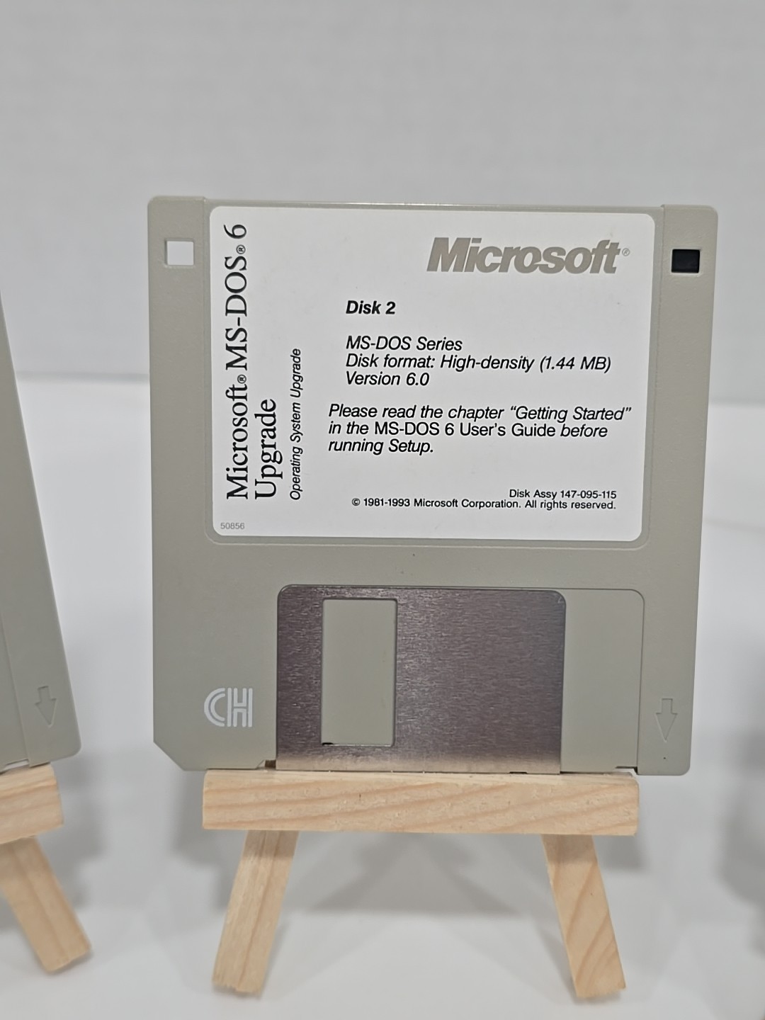 Vintage Microsoft MS-DOS 6.0 Upgrade Operating System 3.5″ Discs + 5.25″ Floppys