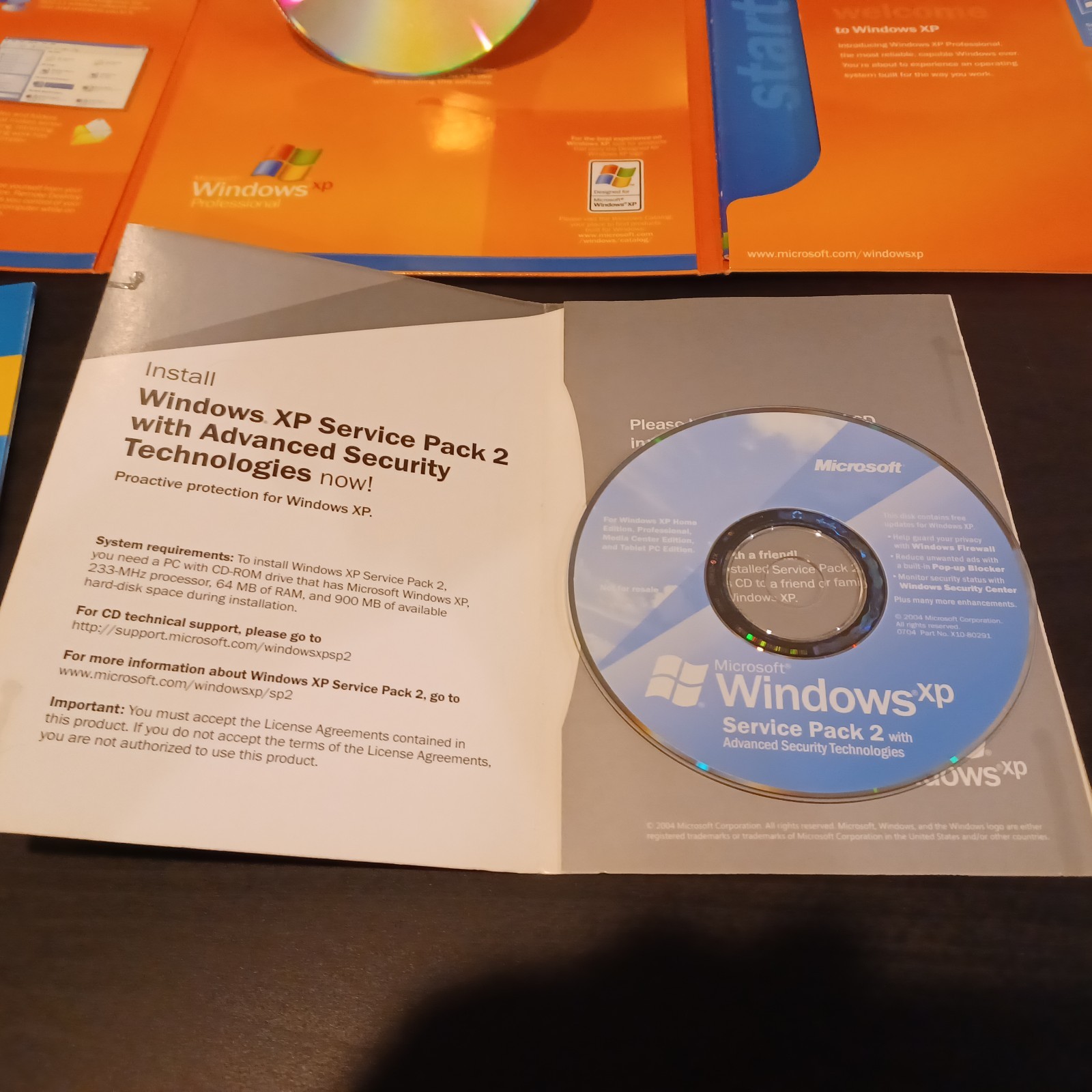 Microsoft Windows XP Professional Upgrade English Retail Version MS PRO + SP 2 +
