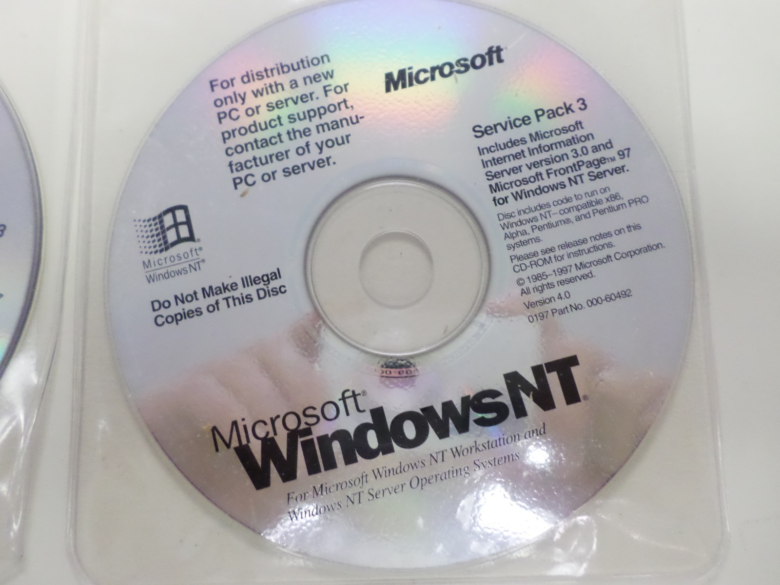 Microsoft Windows NT Service Pack 3 and Server For Workstation/Server With 4 CD