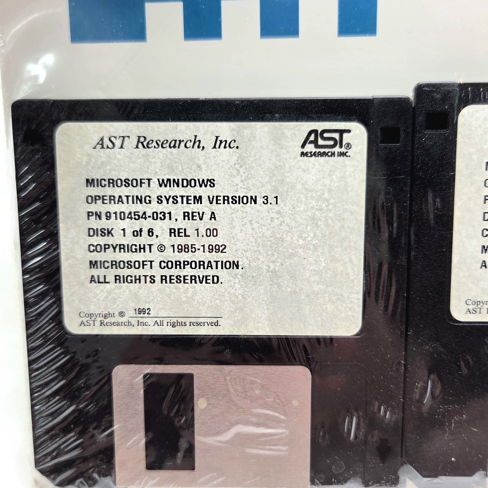 Microsoft Windows 3.1 Operating System AST Research 3.5″ Floppy Disk 1992