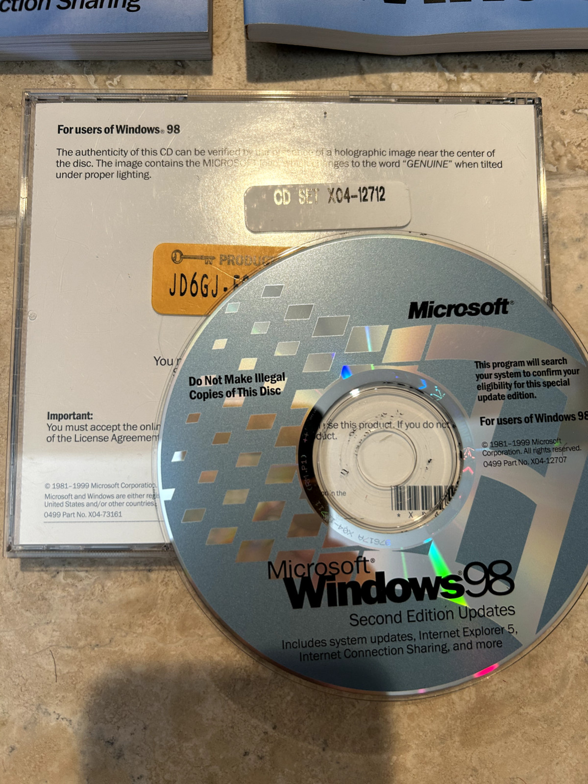 Microsoft Windows 98 Upgrade & 2nd Ed Updated & Windows 98 manual Bonus Bundle
