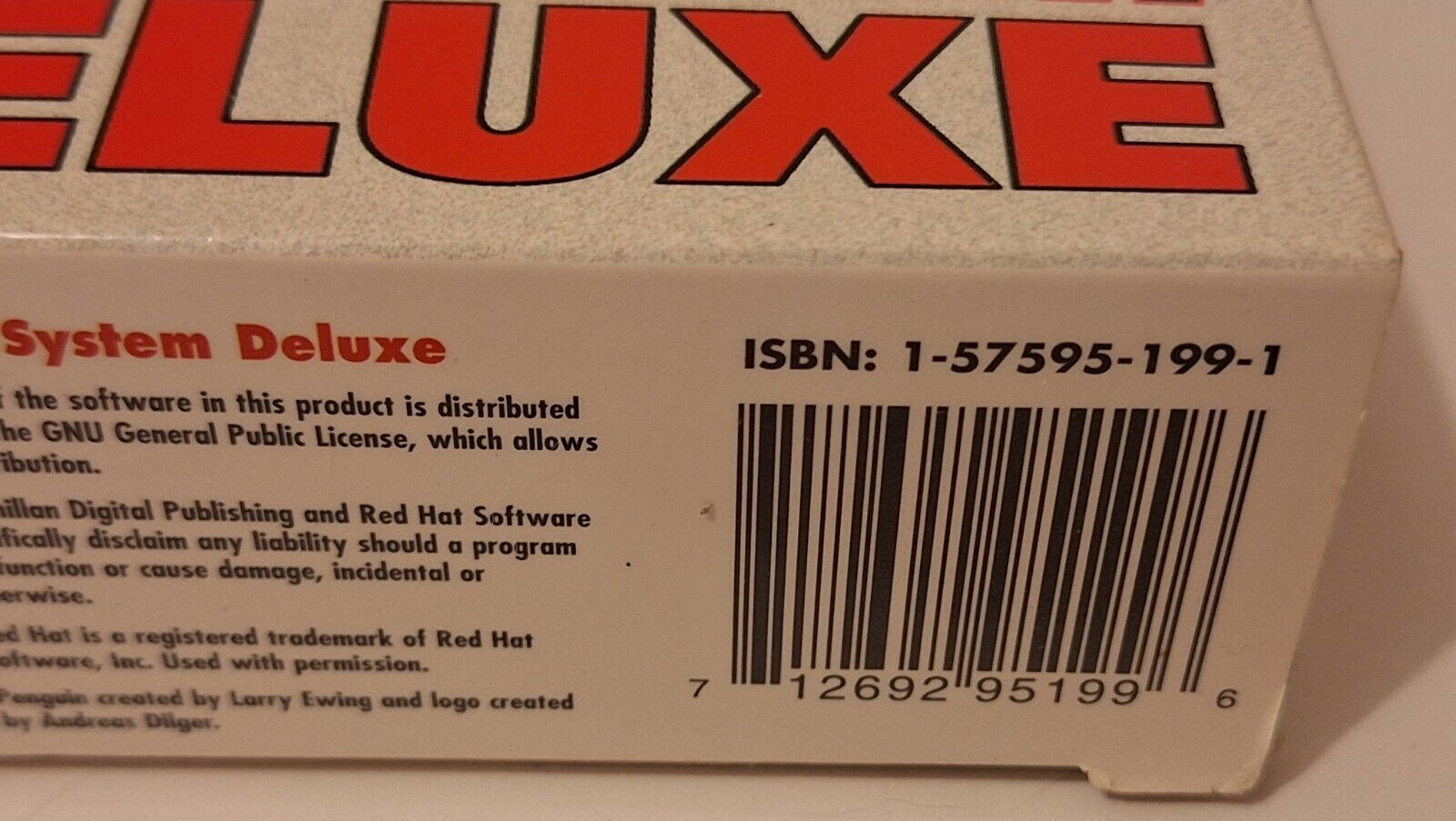 Linux 5.2 The Complete Redhat Operating System Deluxe Secure Server 3 CD Book