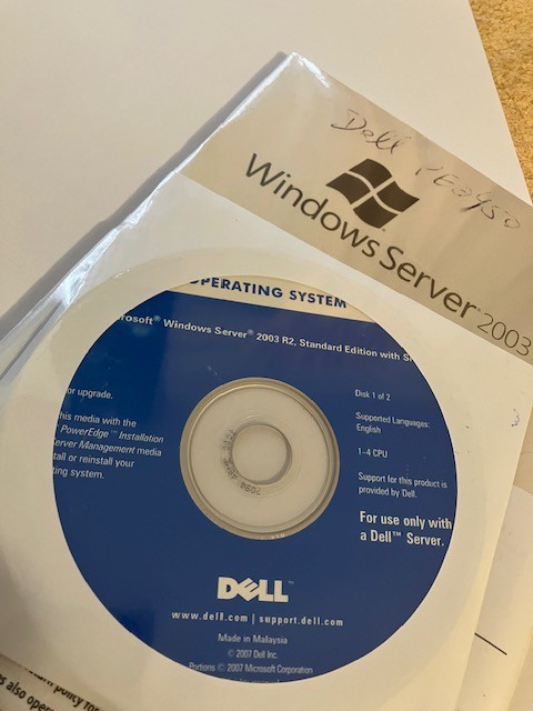 Dell Windows Server 2003 R2 DVD System Recovery Media Software 2-disc set