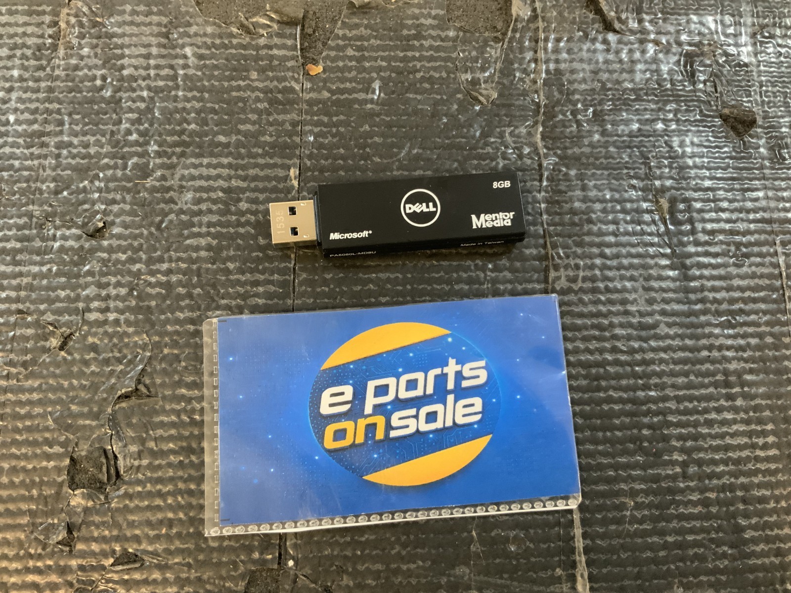 Dell PA5080L-MD8U Mentor Media Windows 10 Boot Drive USB (KR2H9_A00) RB B6B