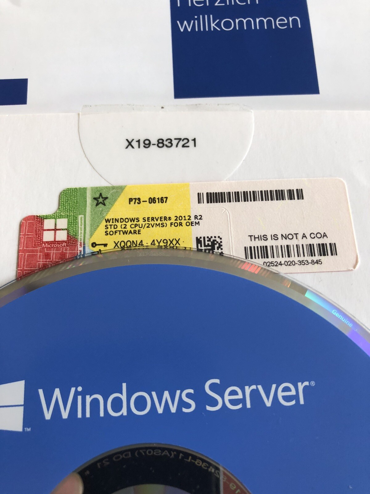 Windows Server Standard 2012 R2, DVD DE with 5 User SB Full Version, VAT Invoice