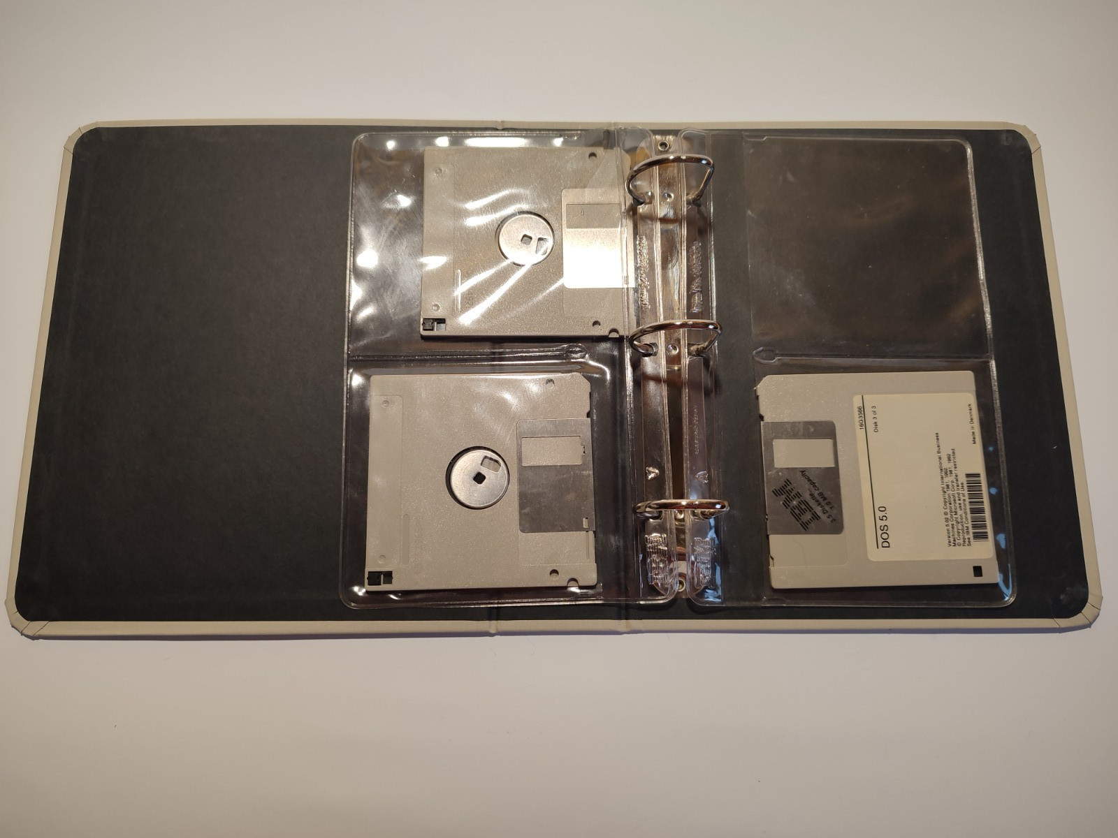 MS DOS 5.0 IBM 3,5″ HD IBM and Compatibles 1992 (15F1368)