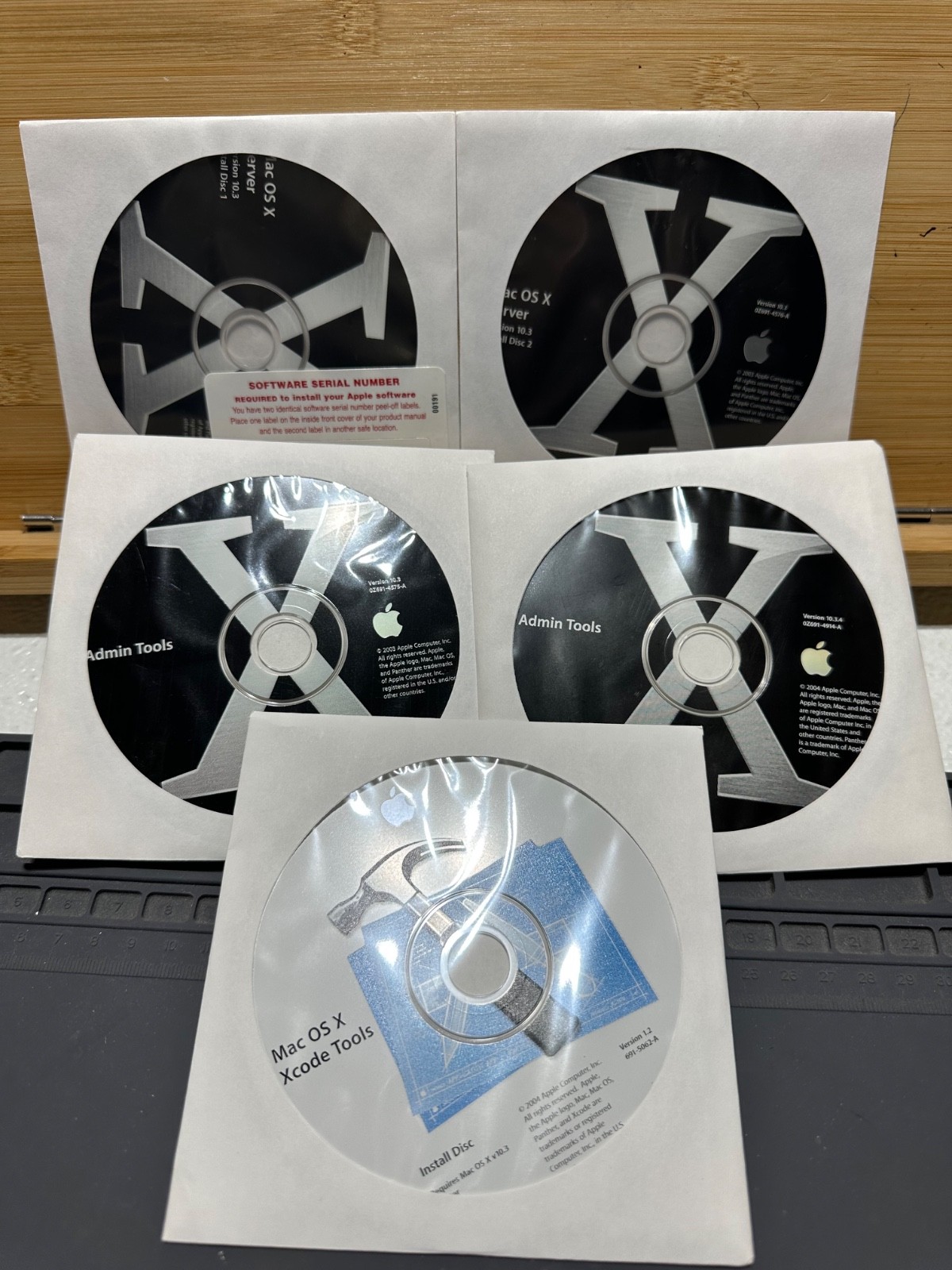 Apple Mac OS X Server 10.3 Panther Unlimited Clients, Activation Key M9236Z/A